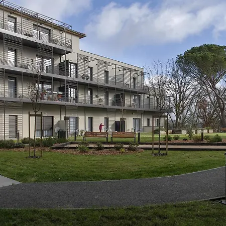 Domitys L'amarante Aparthotel