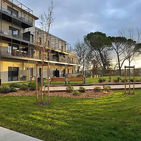 Domitys L'amarante Aparthotel Cahors